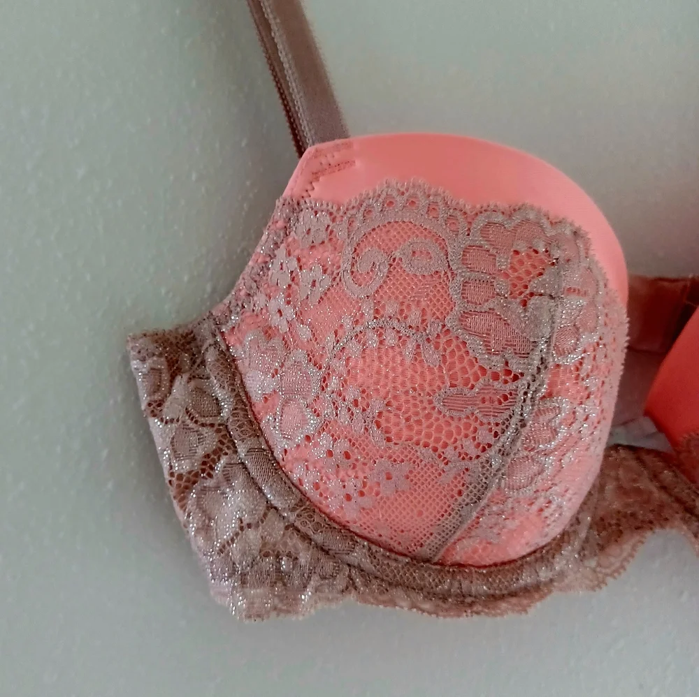 Victoria's Secret Dream Angels Lined Demi Bra, 32C - Picture 7 of 12